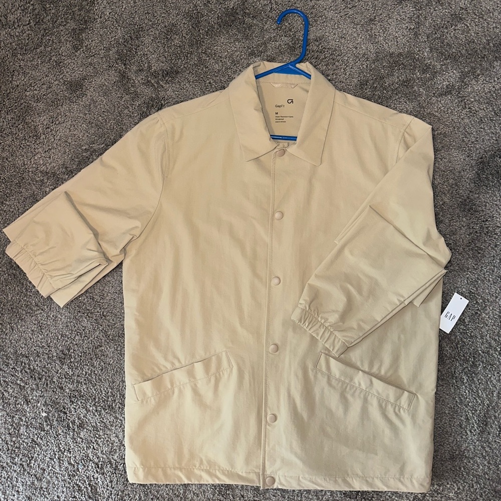 Guess Khaki brown jacket on sale size medium || wind breaker || Waterproof